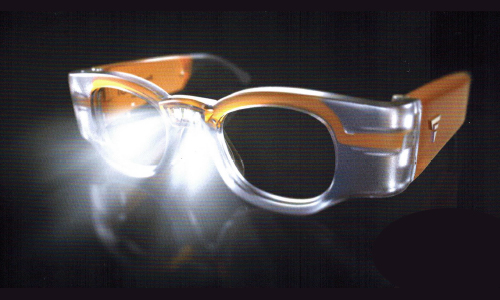 Location lunettes prismatiques éclairantes 6D - locoptic.fr